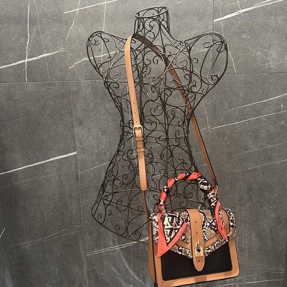 Snake print color block Aldo satchel bag (LIKE NEW) - Picture 11 of 12